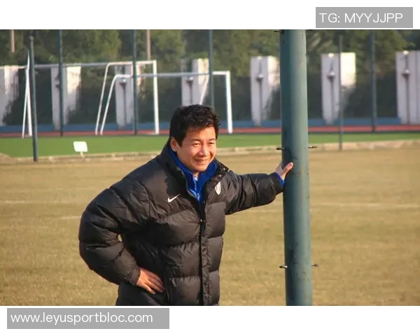 朱骏豪掷400万奖励上海橘橙冲乙成功激励更多投资者关注足球发展