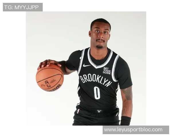 雷霆队正式签约前篮网后卫达里克怀特黑德增强阵容实力